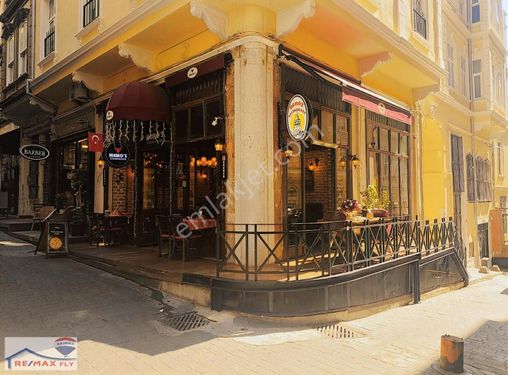 BEYOĞLU'NDA TURİSTİN YOĞUN OLDUĞU BÖLGEDE BUTİK CAFE/RESTAURANT