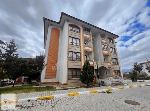 REMAX DEM'DEN YANLIZBAĞ TOKİDE ARA KAT 2+1 DAİRE