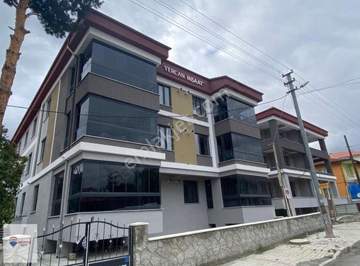 REMAXDEM DEN CUMHURİYET MAHALLESİNDE ULTRA LÜX SATILIK 2+1 DAİRE