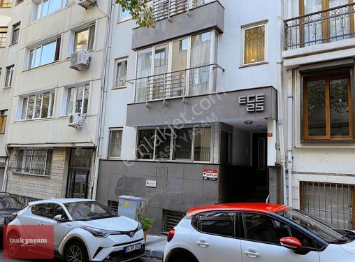 NİŞANTAŞI TEŞVİKİYE FIRSAT GENÇ BİNADA SATILIK 1+1 DAİRE