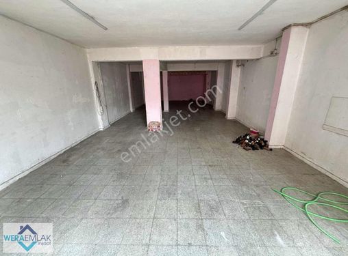 Orhanagazi Mah'de Cadde Üstü 120 M2 Kullanıma Sahip Kiralık Depo