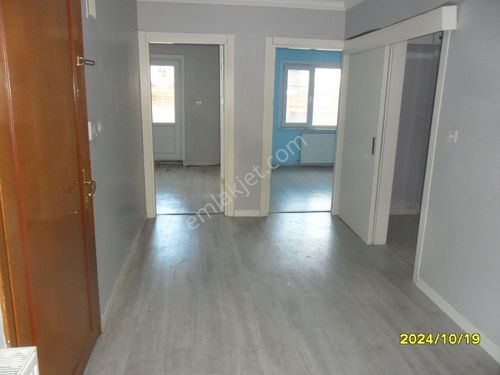 SARIGÜZEL CADDESİNE YAKIN KİRALIK TERASLI ASANSÖRLÜ DAİRE**