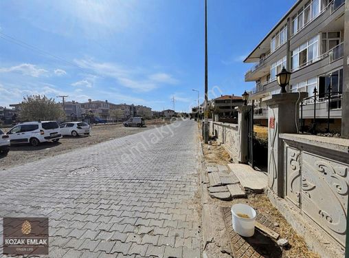 Ayvalık 150evlerde satılık 3artı1 yeni ve geniş daire