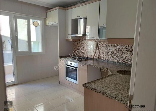 KAYA EMLAK'TAN  KEMALPAŞANIN MERKEZİNDE SATILIK 2+1 DOĞALGAZLI DAİRE