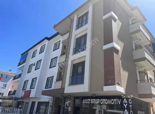 HLY GAYRİMENKUL'DEN PLEVNE MAH.CADDE ÜSTÜ 2+1 80M2 KİRALIK DAİRE