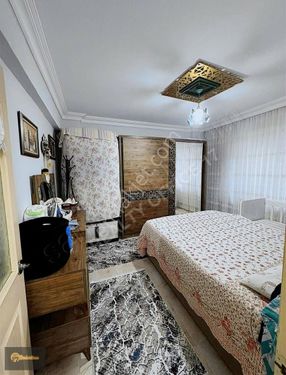 ZEYNEBİYE CADDESİN'DE 3+1 120m2 SATILIK DAİRE