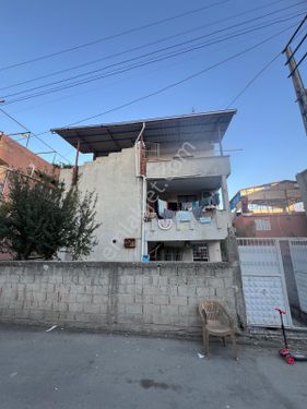 Fevzipaşa Mahallesi 3+1 3 Katlı Komple Satılık Müstakil Ev