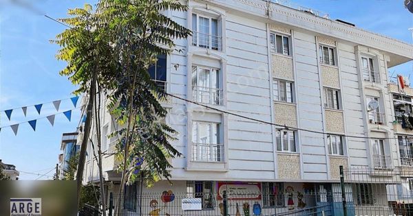 Arnavutköy Yeni Belediye Karşısında 3+2 Satılık Dublex Daire