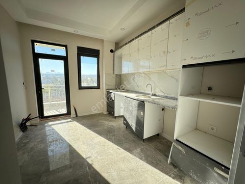  MENDERES MAHALLESİNDE ASANSÖRLÜSATILIK 2+1 DAİRE