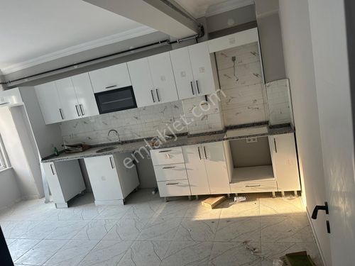  HASKIVRAK"DAN YILDIZTEPE MAH 2+1 125 M2 ÇİFT CEPHE EBEVEYN BANYOLU CAM BALKONLU SIFIR ARA KAT DAİRE