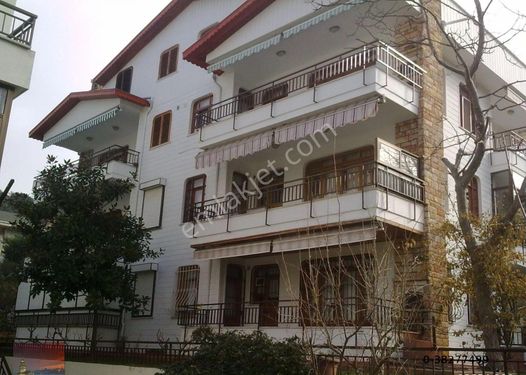 HEYBELİADA SATILIK ORTA KAT DAİRE