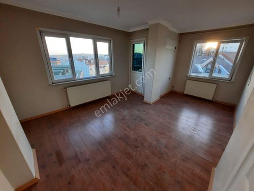 KİRALIK DAİRE EYÜP ÇIRÇIR SİTE İÇİNDE 3+1 120 M²