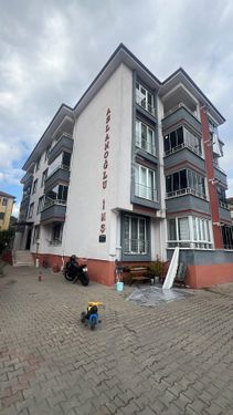 2+1 KİRALIK DAİRE ARIT YOL AĞZINDA ( AÇIKLAMAYI OKUYUN)