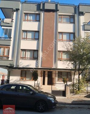 MURSEL ULUÇTA  GİRİŞİN ALTI BALKONLU DAİİRE