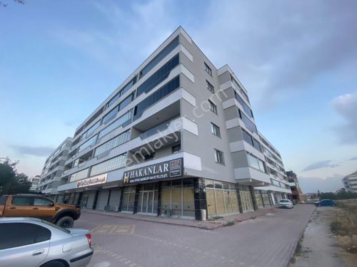  ASLANLI KIŞLA CADDESİNE CEPHE 3+1 ARAKAT LÜX DAİRE