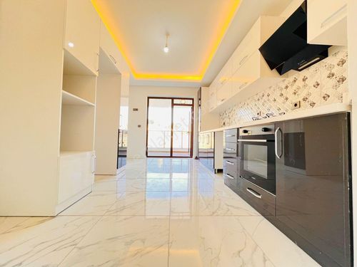  İMAREMLAK2'DEN 4+1 210M2 GİYİNME ODALI GENİŞ KULLANIM SİTE DAİRE