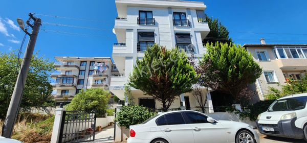  Yalova Merkez de Full Eşyalı Bahçeli Satılık 1+1 Daire