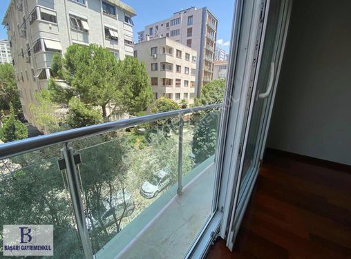 BAŞARI CADDEBOSTAN ETHEMEFENDİ'DE 125 M2 3+1 BOŞ EBEVEYN BANYOLU