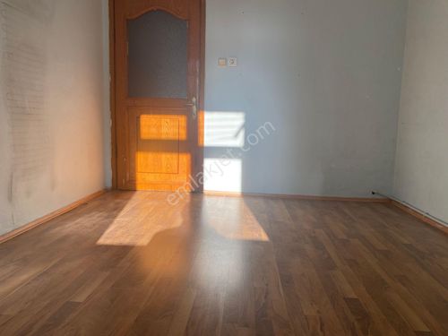  AVRUPA EMLAK TAN DAVUT PAŞA MAH 90M² 2+1 2.KAT,YILDIZ TEKNİK.ÜNVST.YAKIN,KOMBİLİ