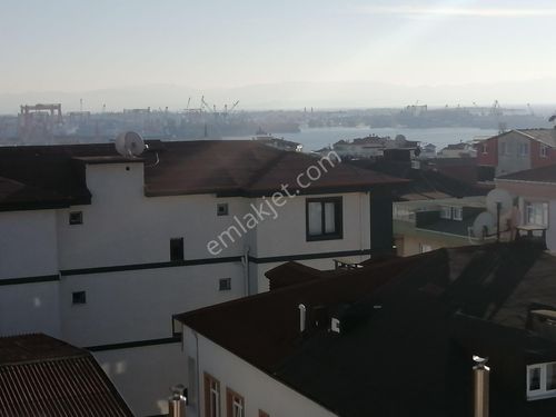  PENDİK GÜZELYALIDA SATILIK YOL ÜSTÜ KREDİLİ 6+2 240M2 2 DAİRE GİBİ MANZARALI DUBLES