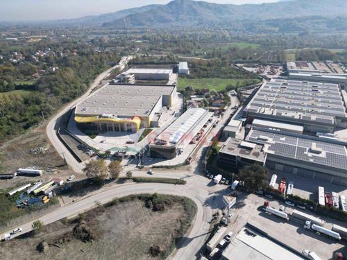 Adapazarı -bilecik Yol Üzeri 4.000 M2 Alanda İdari Bina &depo