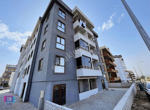 AKÇALAR'DA 2+1 ARAKAT FERAH GENİŞ DAİRE