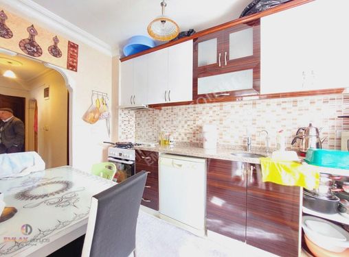 KoNuKsEvER mah.KReDiYe AçIk ARaKaT CaMBaLKoN 2+1 100M2 DaİRE