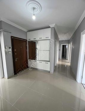 KARAKÖPRÜ BELEDİYENİN YANI SÜPER TEKLİ 4+1 DAİRE