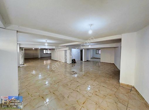 Ayhan İnşaat'tan 430 M2 Yüksek Giriş Dükkan