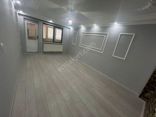  VATAN EMLAK'tan ADNAN KAHVECİ CADDE ÜZERİ GİRİŞ KAT 3+1 BAĞIMSIZ SALON BALKONLU YAPILI 3+1 SATILIK 