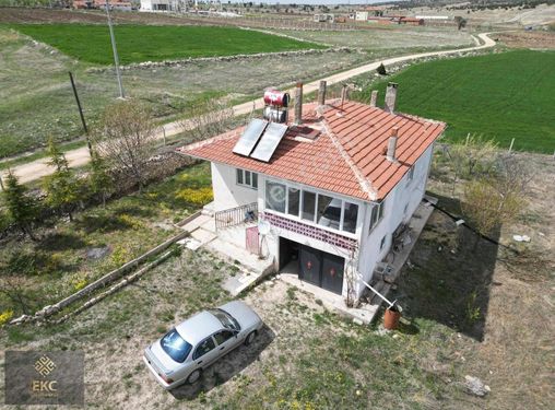 (ekc) Eskişehir Han İlçesi 9600m2 Arazili Köy Evi