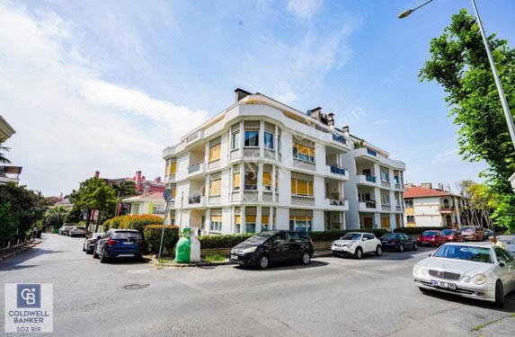 Bakırköy Florya Da 6 Katlı 10 Daireli Satılık Lüks Apartman