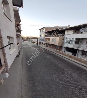 KİRALIK ; ÇAMLIPINAR MERKEZ YAKINI CADDE ÜZERİ ARAKAT  DAİRE