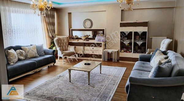 FIRSAT!! VADİŞEHİR SİTESİ ÇİFT CEPHE 177M2 3+1 SATILIK DAİRE