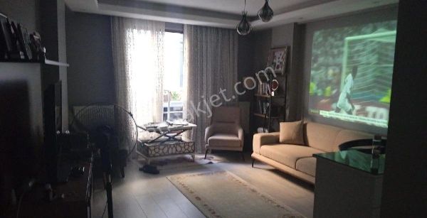 ZEYTİNBURNU MERKEZ DIKILITASTA 2+1  KİRALIK DAİRE