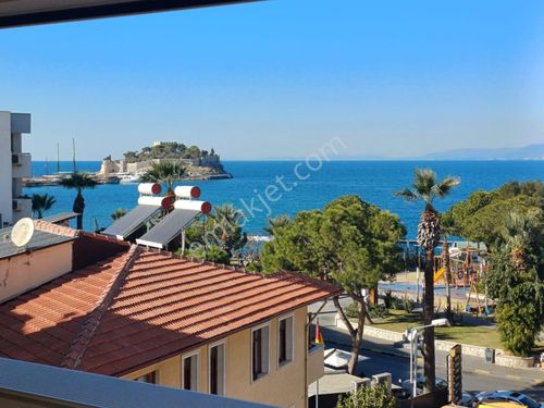 Kuşadası Liman Mevkiinde Deniz Manzaralı 2+1 Ofis&daire