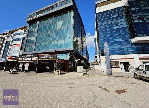 ÜÇEVLER SANAYİ KARŞISINDA KİRALIK OFİSLER