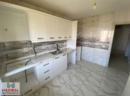 HAZIRAL'dan Beykent'te Geniş Oturumlu Kiralık Daire