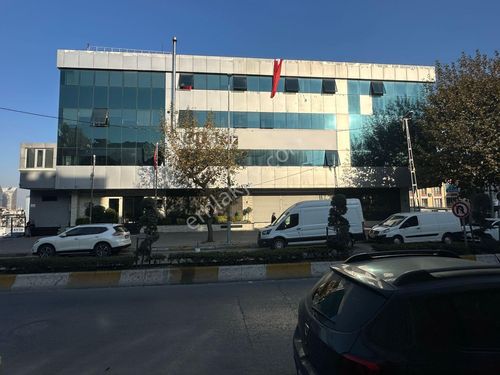 Bağcılar Göztepe Mahallesi Ana Cadde Üstü Satılık Ticari Bina