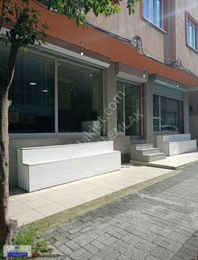 Gaziosmanpaşa Karadeniz Mahallesinde 130m2 Caddeye Sıfır Dükkan