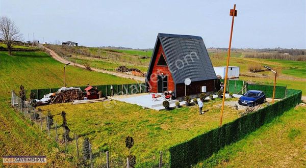 Akmeşe Yenice'de 443 M2 Arsa İçinde Bungalov