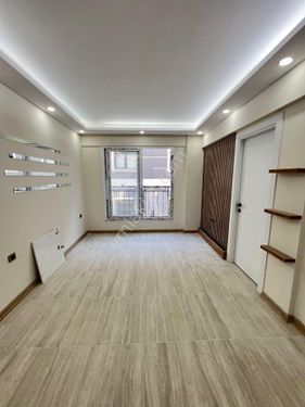  YEŞİLYURTTA 2+1 ASANSÖRLÜ OTOPARKLI YERDEN ISITMALI SIFIR DAİRE