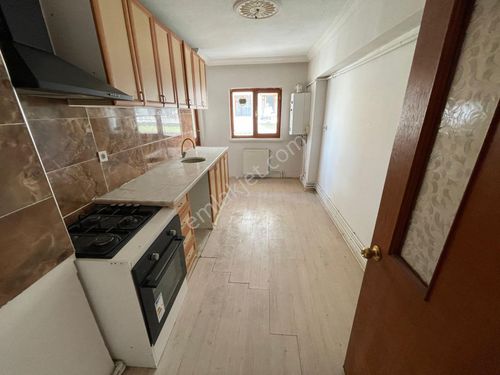 İLKADIMDAN TARHANLAR CADDESİ ÜZERİNDE 250M2 5+1 DUBLEKS