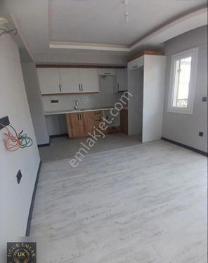 UĞUR'DAN SEYDİKEMER MERKEZ CUMHURİYET MAH. 2+1 SATILIK DAİRE