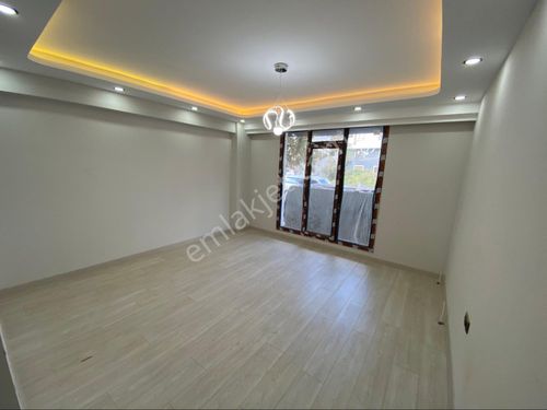 Satılık Yüksek Giriş 3+1 105m2 Balkonlu Eray İnşaat Emlak