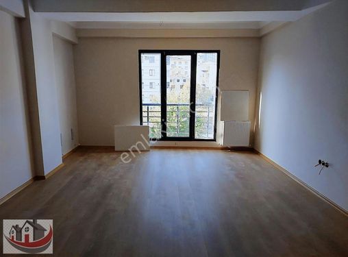 GÜNEYDEN ASANSÖRLÜ BALKONLU AYRI MUTFAKLI 2+1.90.M2 DAİRE