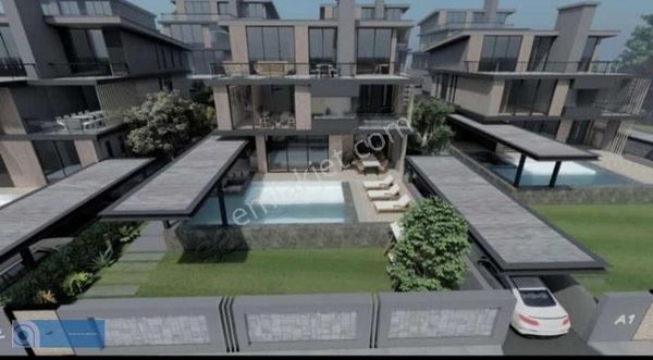 Edremitte 500 M2'lik İmarlı Arsa Üzerinde Ultralüx Villa