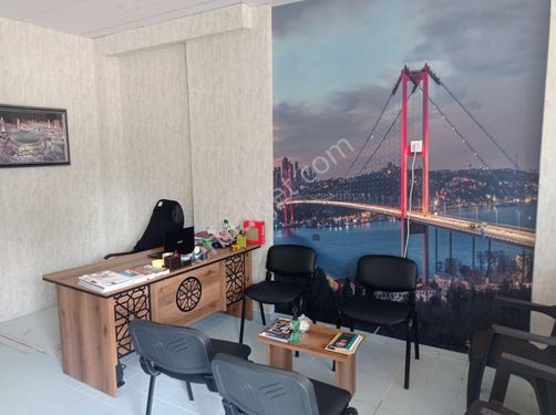 Aydınlık Hüsammetin Çelebi Gaziveren Caddesinde Kiralık Bakımlı Dükkan