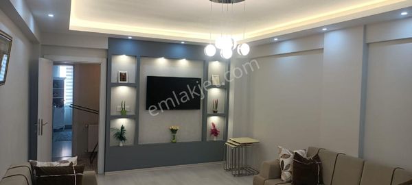 cerrah Anadolu emlaktan satılık üç artı bir daire 