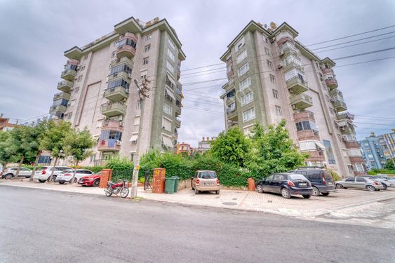 ALANYA MERKEZ 3+1 195M2 SOSYAL AKTİVİTELİ SATILIK DAİRE 